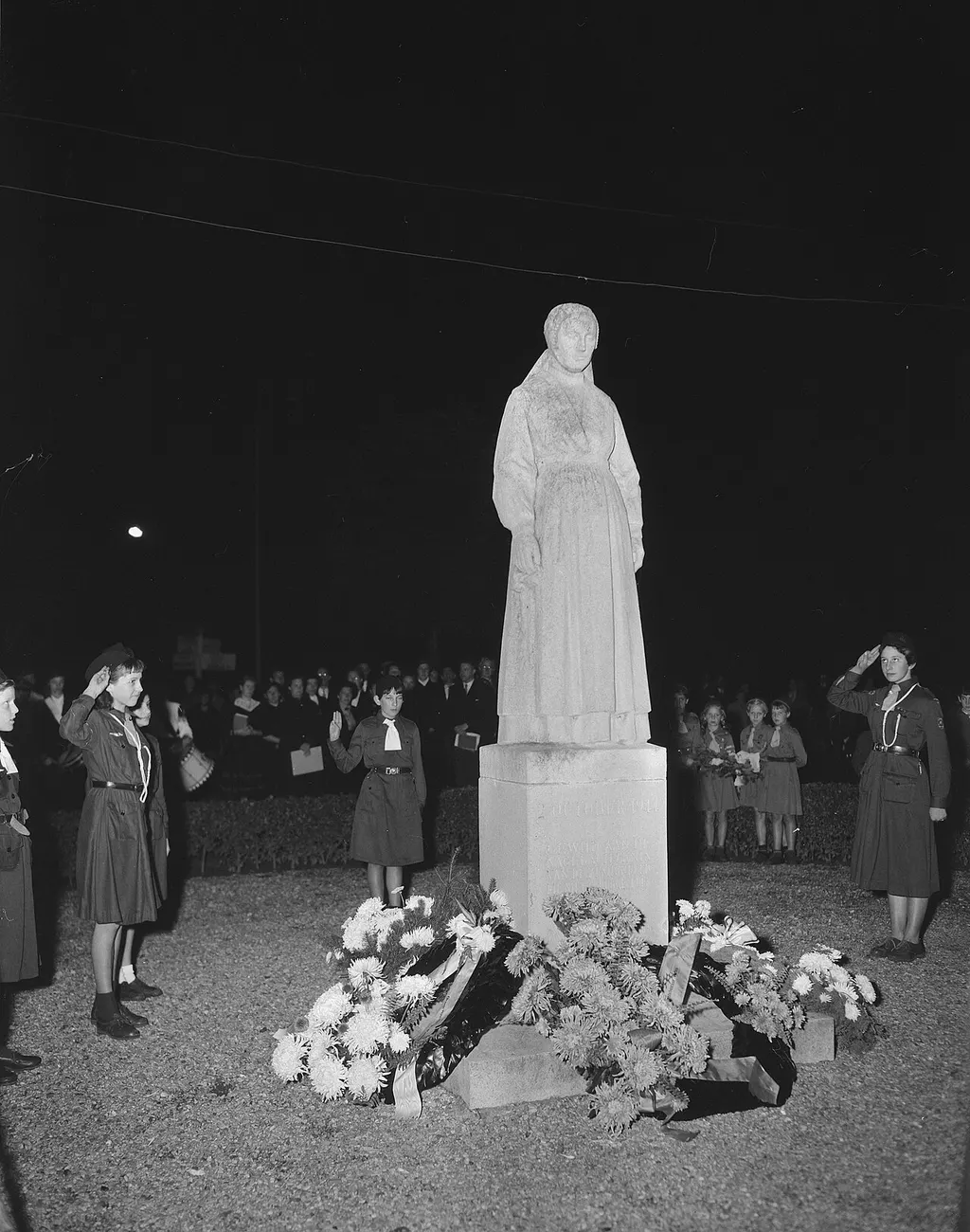 Monument De Vrouw van Putten